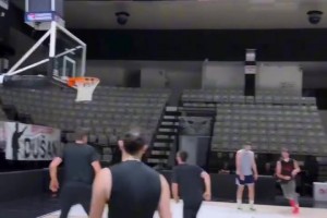 FIBA赛场能挑出一个能防杜兰特的吗？